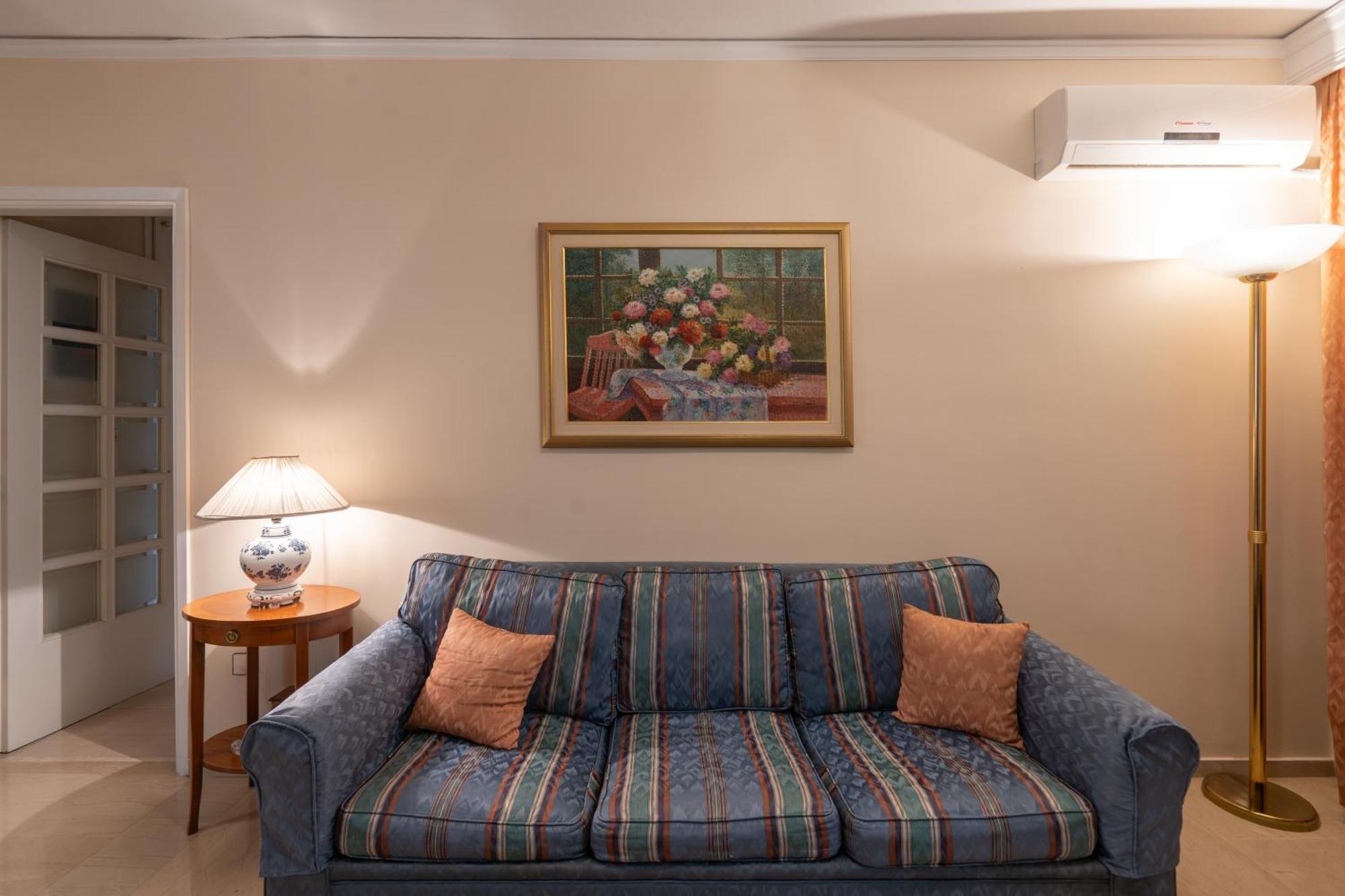 Thissio Family Apartment Атина Екстериор снимка